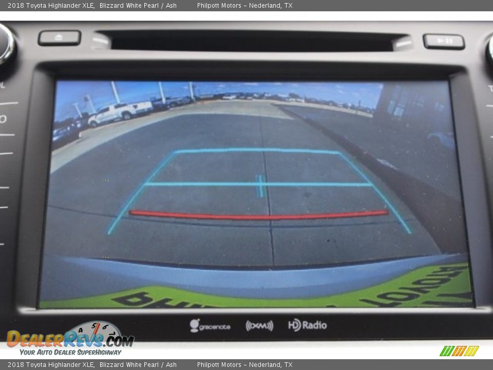 2018 Toyota Highlander XLE Blizzard White Pearl / Ash Photo #12