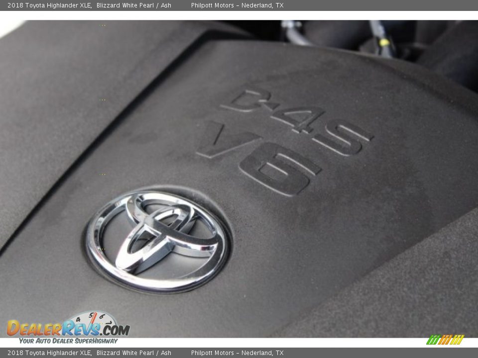 2018 Toyota Highlander XLE Blizzard White Pearl / Ash Photo #28