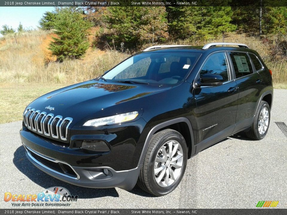 Front 3/4 View of 2018 Jeep Cherokee Limited Photo #2