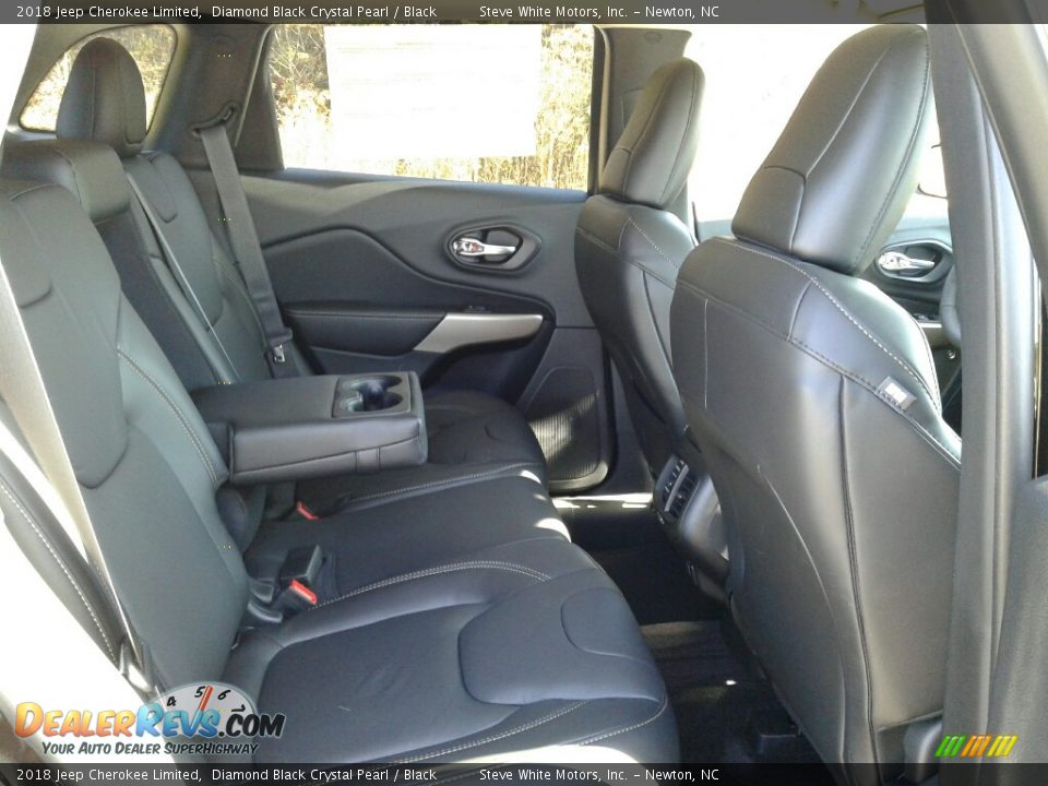 2018 Jeep Cherokee Limited Diamond Black Crystal Pearl / Black Photo #12