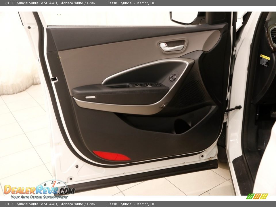 2017 Hyundai Santa Fe SE AWD Monaco White / Gray Photo #4