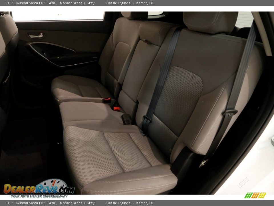 2017 Hyundai Santa Fe SE AWD Monaco White / Gray Photo #16