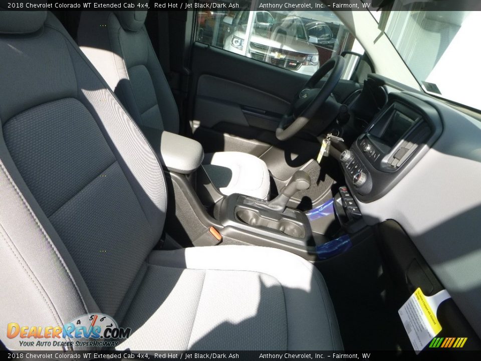 2018 Chevrolet Colorado WT Extended Cab 4x4 Red Hot / Jet Black/Dark Ash Photo #10