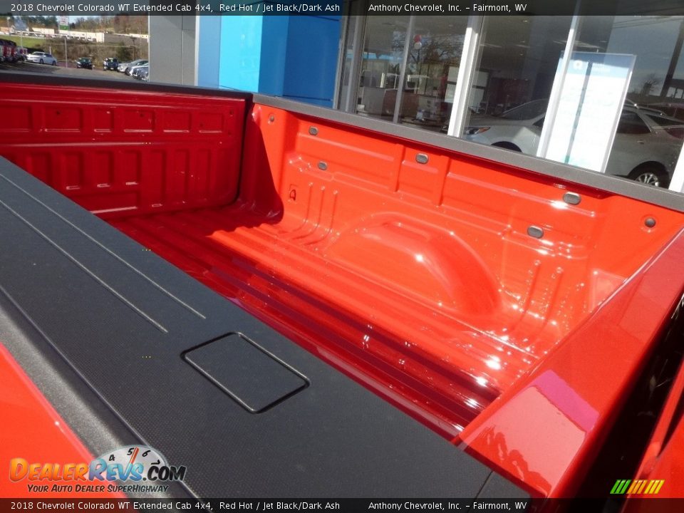 2018 Chevrolet Colorado WT Extended Cab 4x4 Red Hot / Jet Black/Dark Ash Photo #13