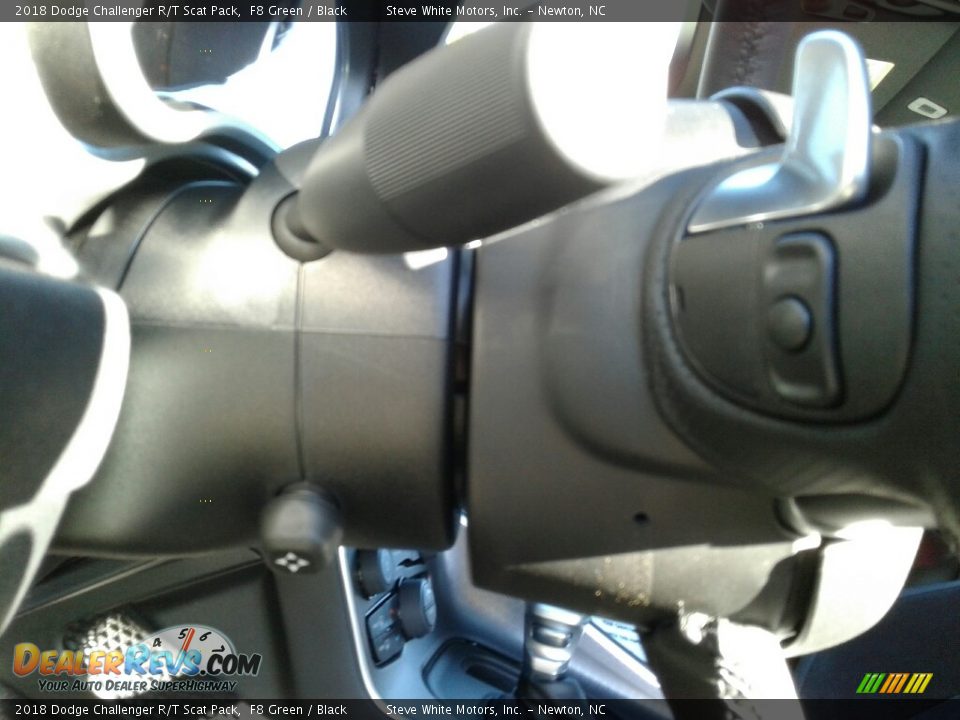 2018 Dodge Challenger R/T Scat Pack F8 Green / Black Photo #16