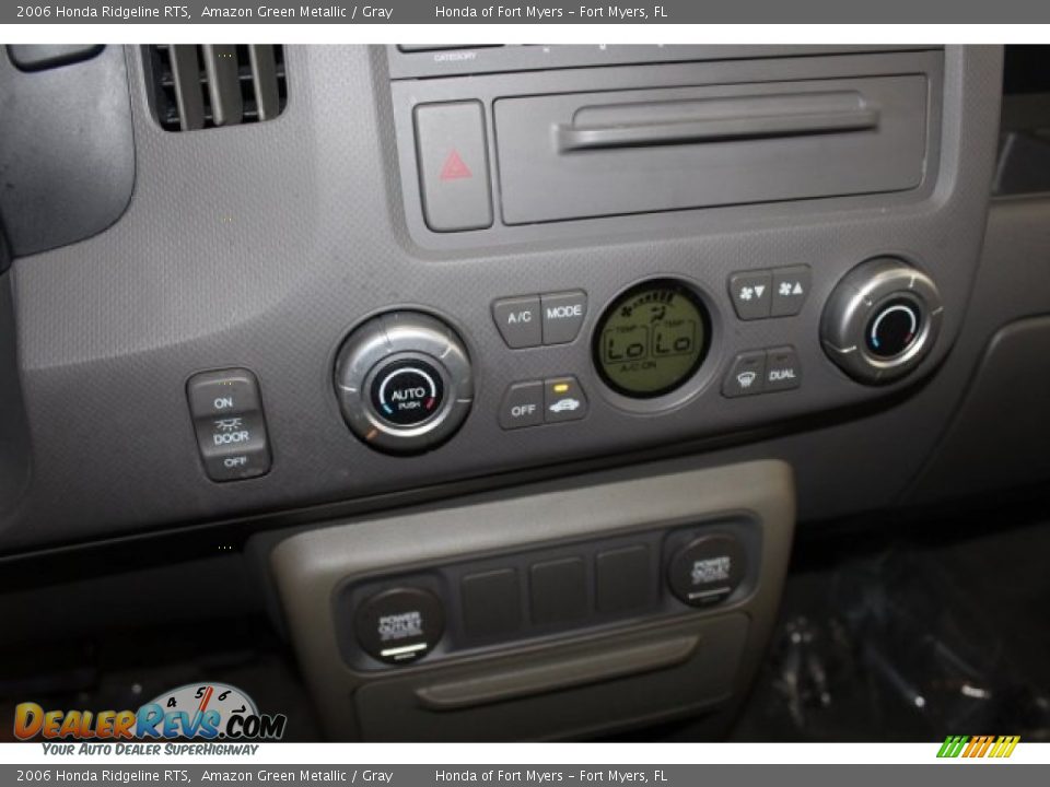 2006 Honda Ridgeline RTS Amazon Green Metallic / Gray Photo #18