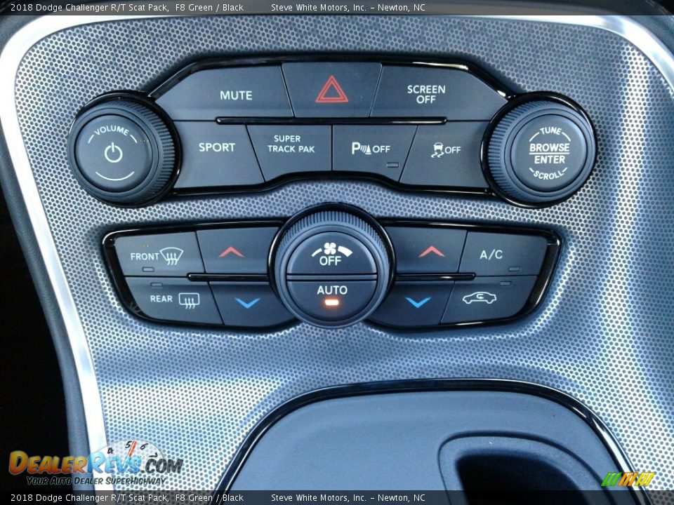 2018 Dodge Challenger R/T Scat Pack F8 Green / Black Photo #27