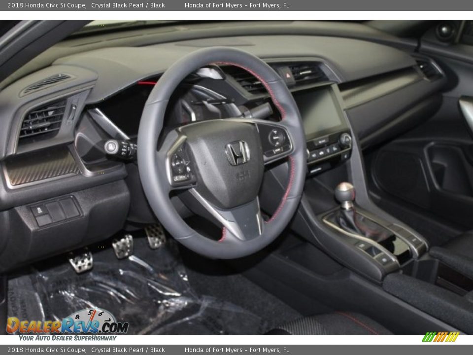 Dashboard of 2018 Honda Civic Si Coupe Photo #12