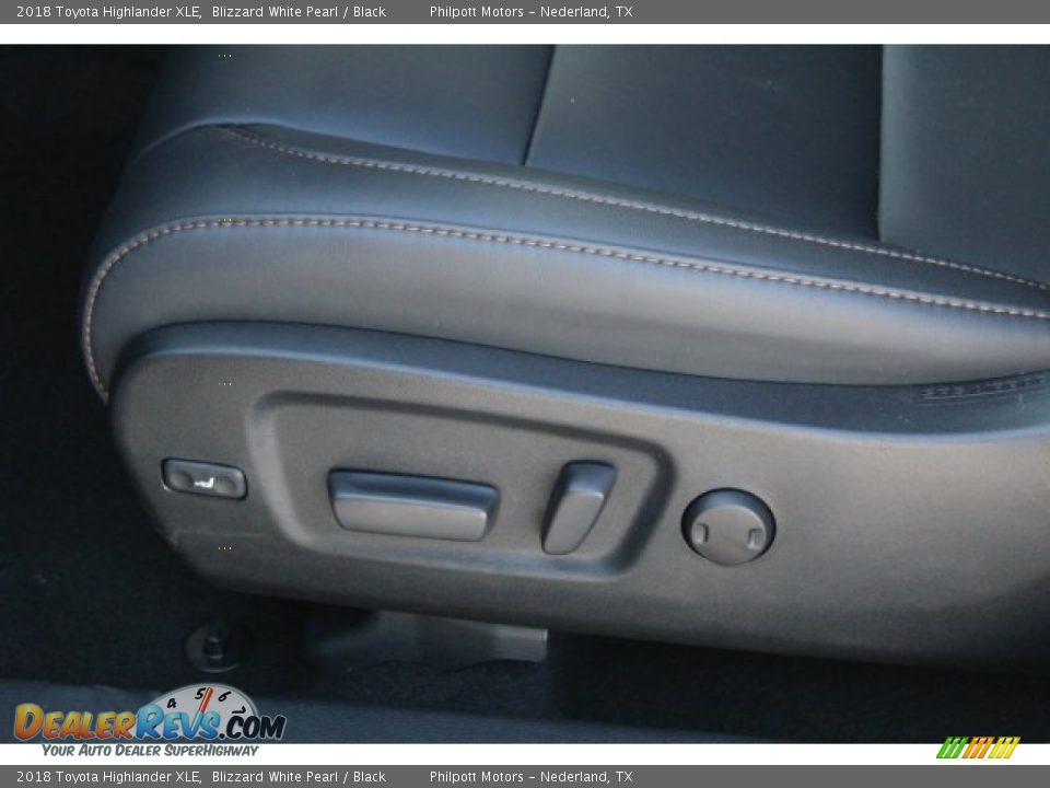 2018 Toyota Highlander XLE Blizzard White Pearl / Black Photo #11