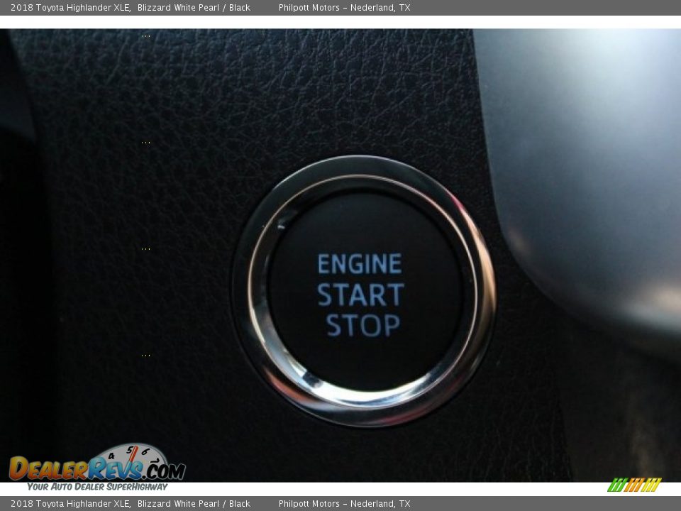 2018 Toyota Highlander XLE Blizzard White Pearl / Black Photo #15