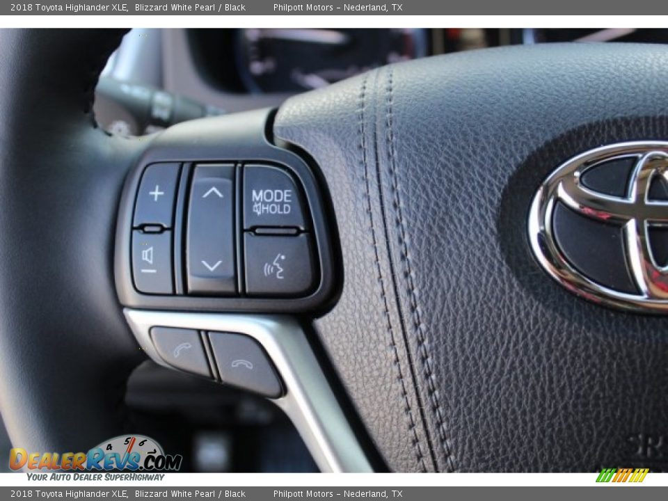 2018 Toyota Highlander XLE Blizzard White Pearl / Black Photo #16