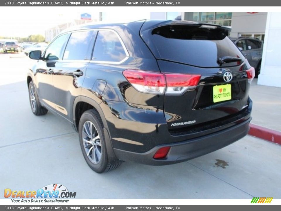 2018 Toyota Highlander XLE AWD Midnight Black Metallic / Ash Photo #5