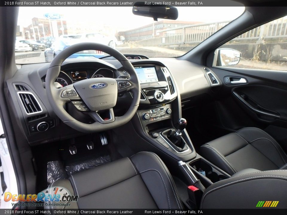 Charcoal Black Recaro Leather Interior - 2018 Ford Focus ST Hatch Photo #13
