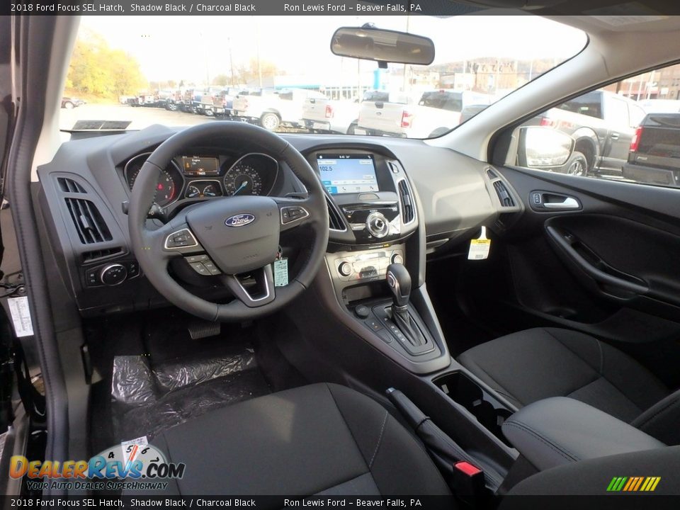 Charcoal Black Interior - 2018 Ford Focus SEL Hatch Photo #13