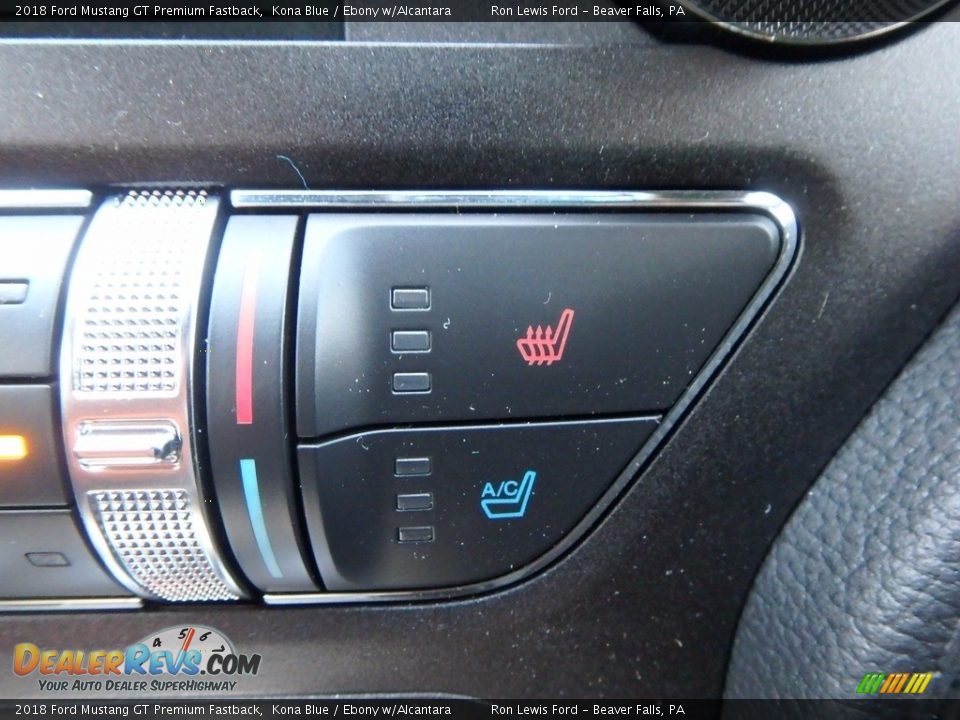 Controls of 2018 Ford Mustang GT Premium Fastback Photo #19