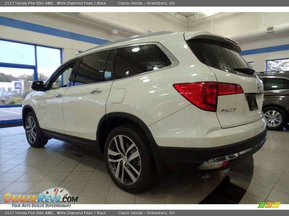 2017 Honda Pilot Elite AWD White Diamond Pearl / Black Photo #4