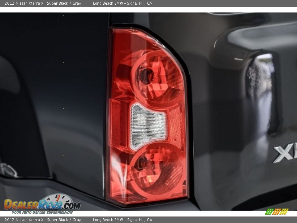 2012 Nissan Xterra X Super Black / Gray Photo #20