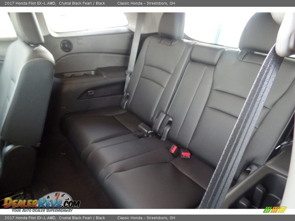 2017 Honda Pilot EX-L AWD Crystal Black Pearl / Black Photo #8