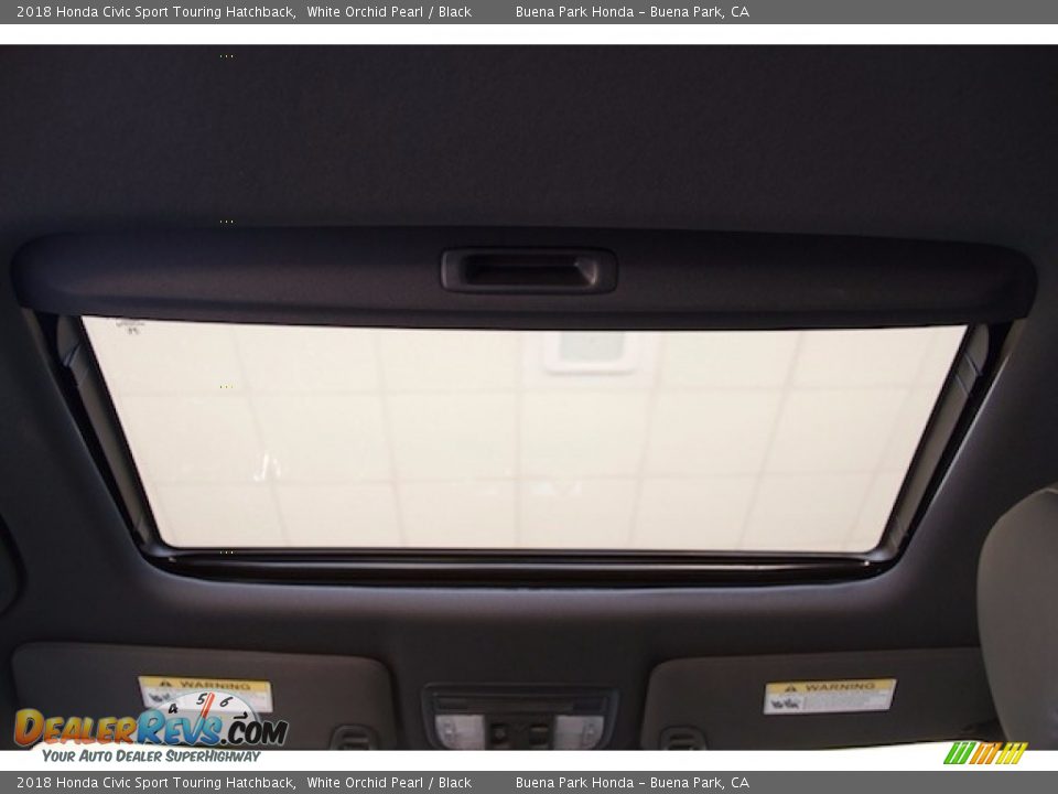 2018 Honda Civic Sport Touring Hatchback White Orchid Pearl / Black Photo #14