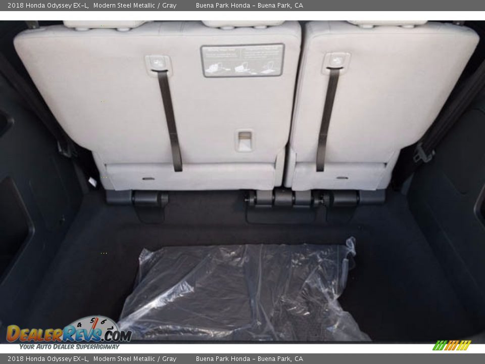 2018 Honda Odyssey EX-L Modern Steel Metallic / Gray Photo #17