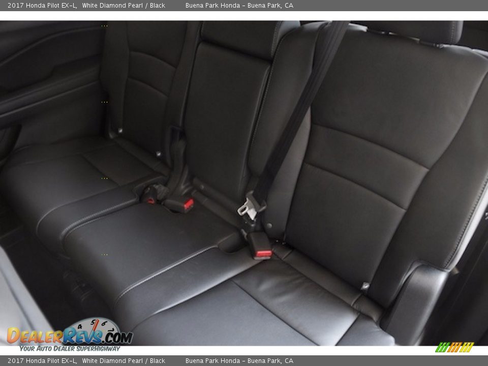 2017 Honda Pilot EX-L White Diamond Pearl / Black Photo #16