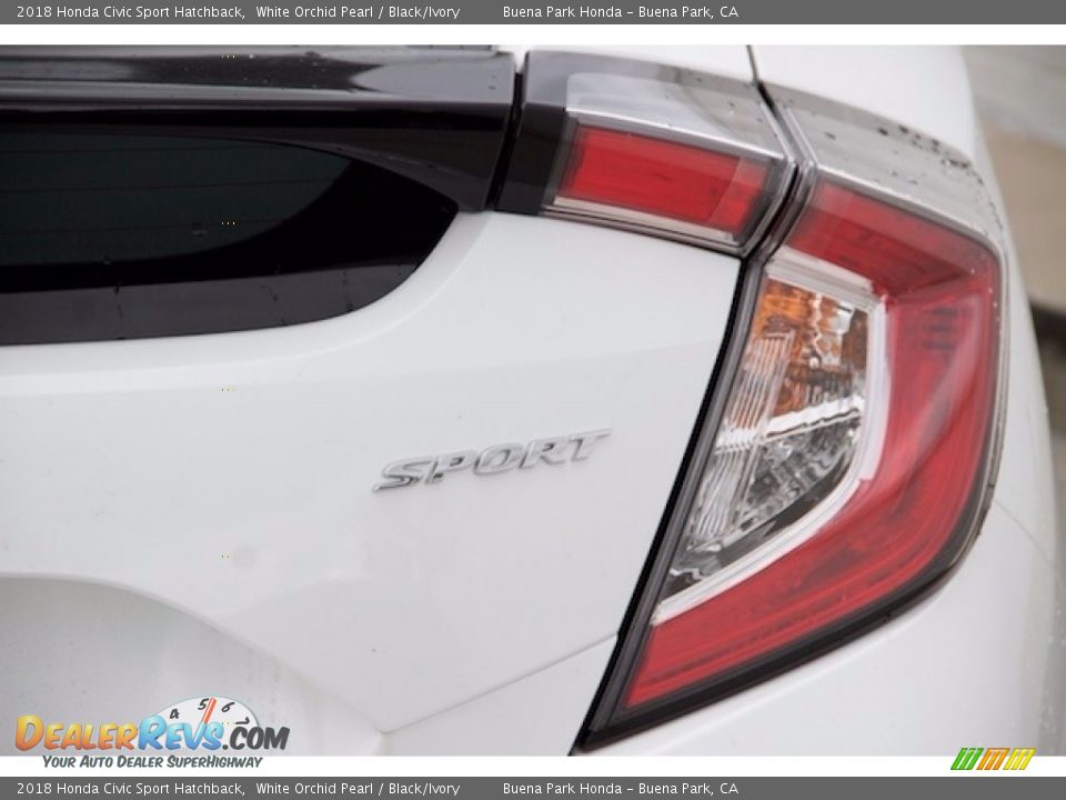 2018 Honda Civic Sport Hatchback White Orchid Pearl / Black/Ivory Photo #4