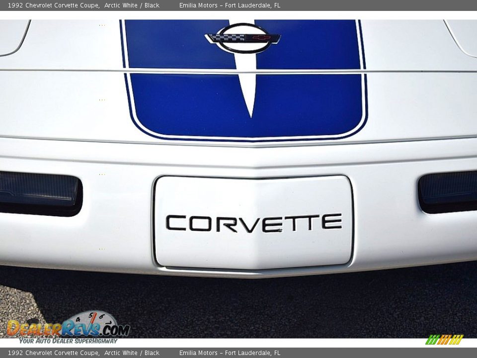 1992 Chevrolet Corvette Coupe Arctic White / Black Photo #13