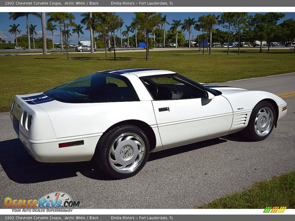 1992 Chevrolet Corvette Coupe Arctic White / Black Photo #14