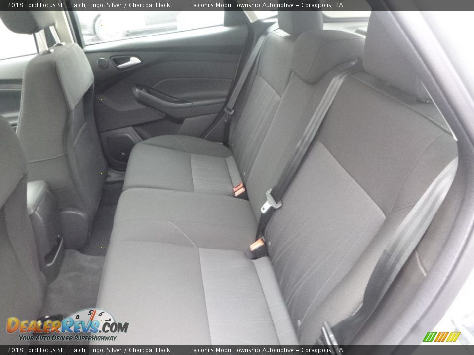 2018 Ford Focus SEL Hatch Ingot Silver / Charcoal Black Photo #8