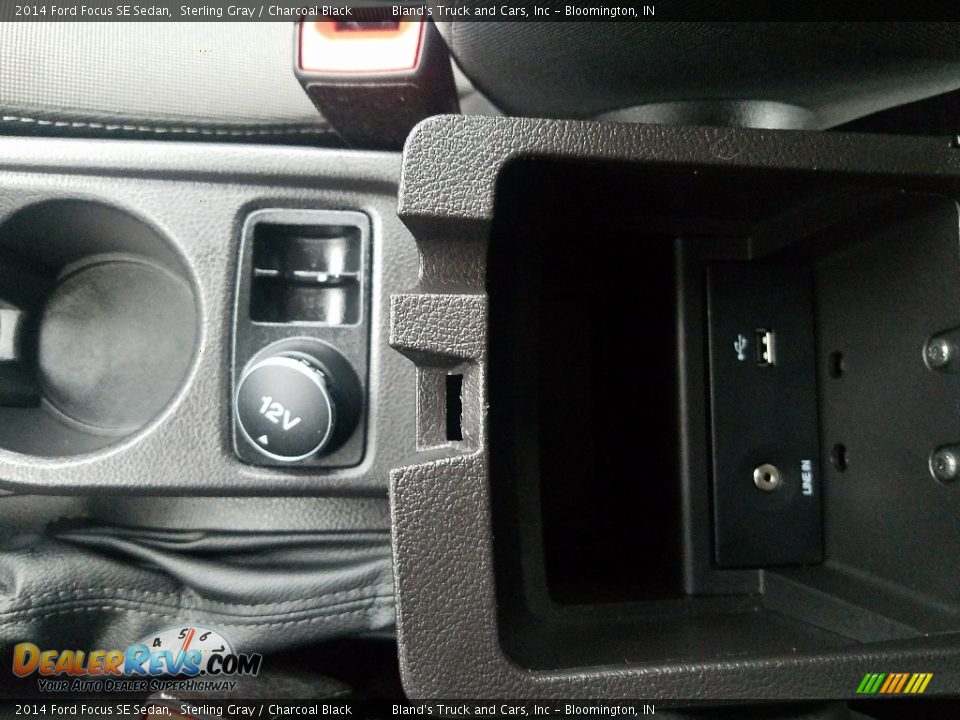 2014 Ford Focus SE Sedan Sterling Gray / Charcoal Black Photo #25