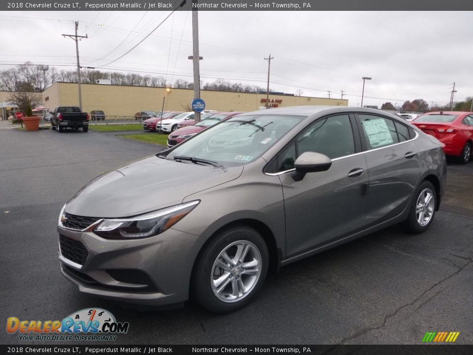 2018 Chevrolet Cruze LT Pepperdust Metallic / Jet Black Photo #1
