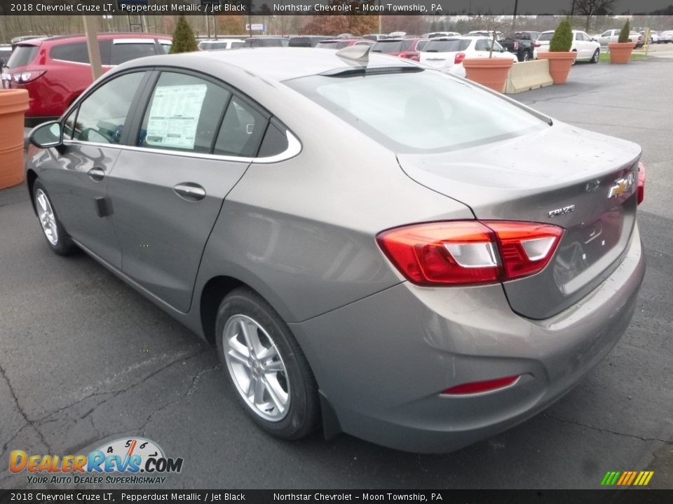 2018 Chevrolet Cruze LT Pepperdust Metallic / Jet Black Photo #3