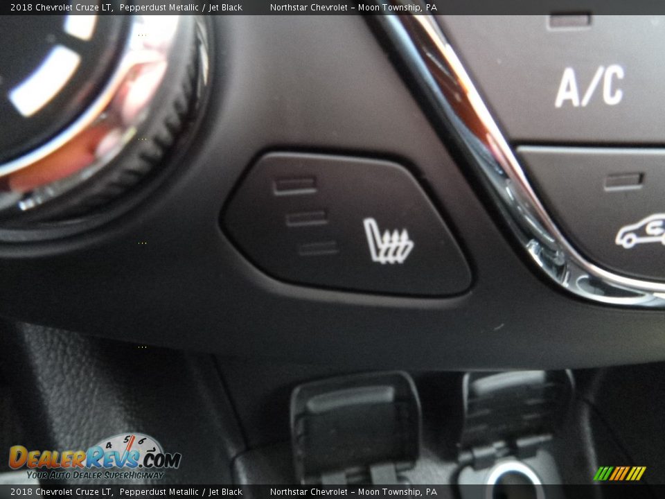 2018 Chevrolet Cruze LT Pepperdust Metallic / Jet Black Photo #18