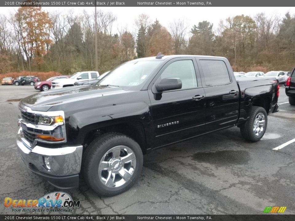 Front 3/4 View of 2018 Chevrolet Silverado 1500 LT Crew Cab 4x4 Photo #1