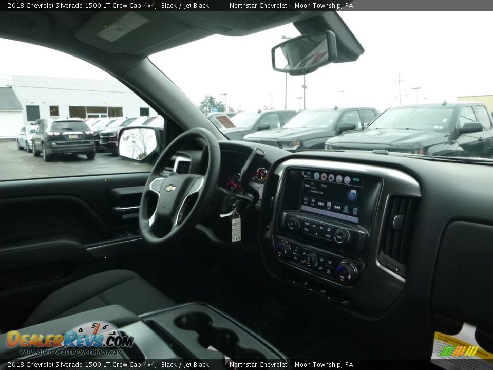 2018 Chevrolet Silverado 1500 LT Crew Cab 4x4 Black / Jet Black Photo #11