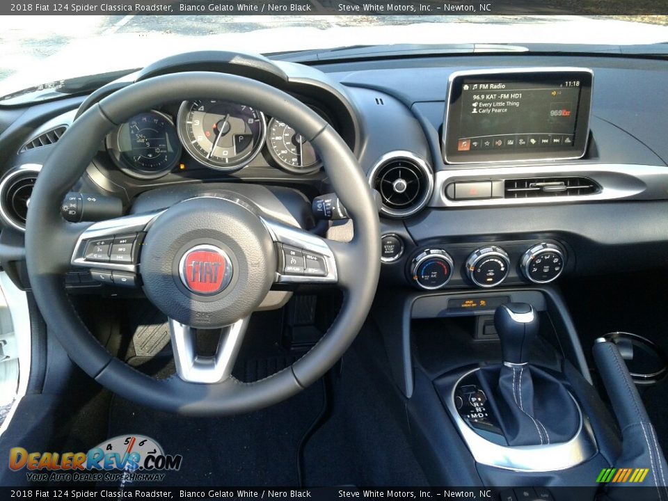 Dashboard of 2018 Fiat 124 Spider Classica Roadster Photo #25
