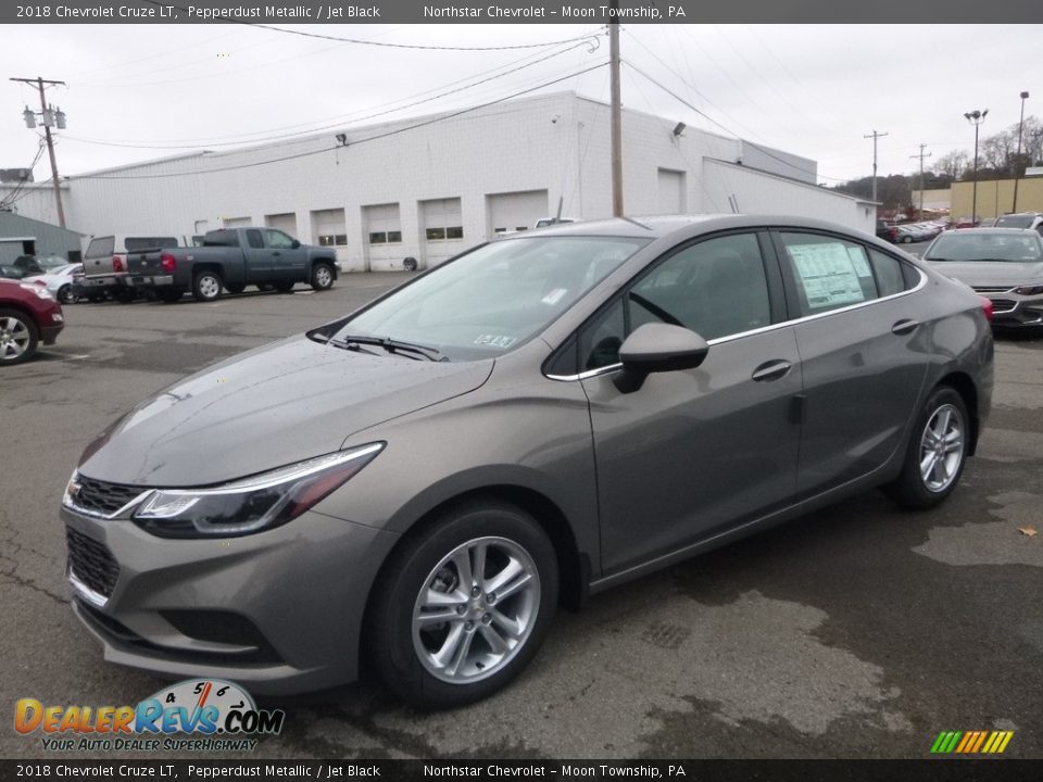 2018 Chevrolet Cruze LT Pepperdust Metallic / Jet Black Photo #1