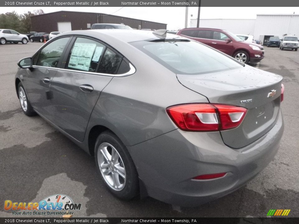 2018 Chevrolet Cruze LT Pepperdust Metallic / Jet Black Photo #3