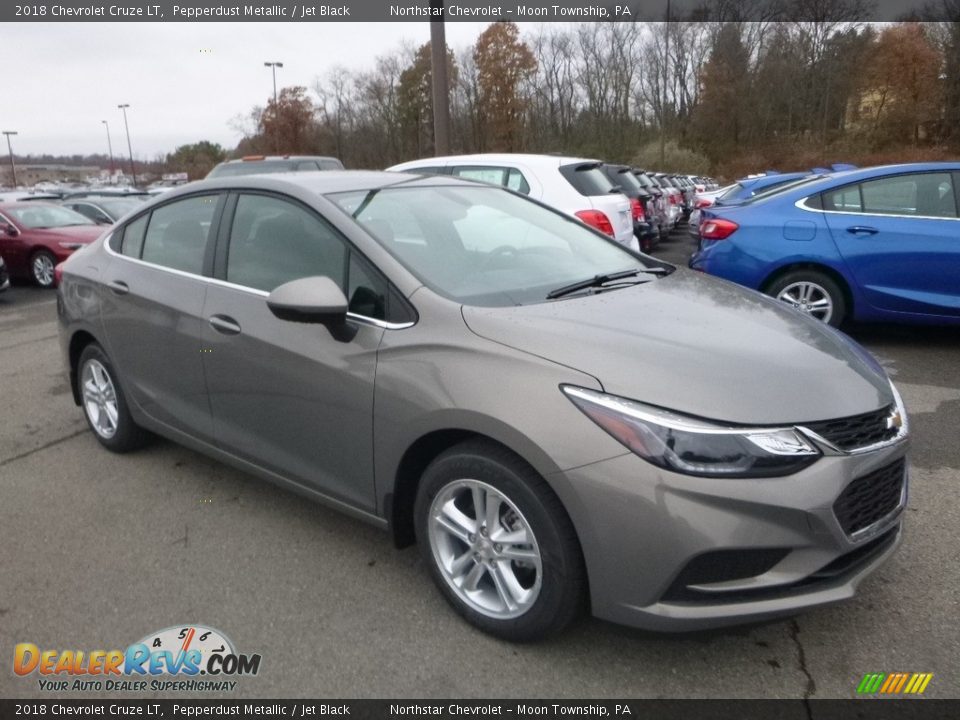 2018 Chevrolet Cruze LT Pepperdust Metallic / Jet Black Photo #7