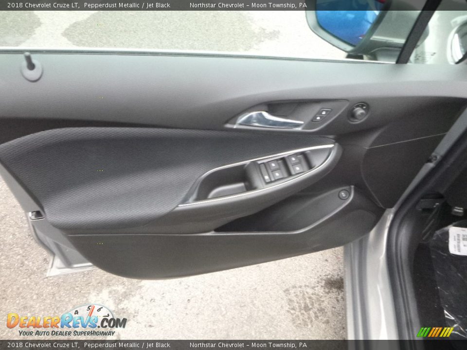 2018 Chevrolet Cruze LT Pepperdust Metallic / Jet Black Photo #15