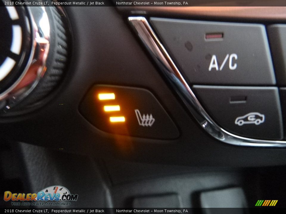 2018 Chevrolet Cruze LT Pepperdust Metallic / Jet Black Photo #19