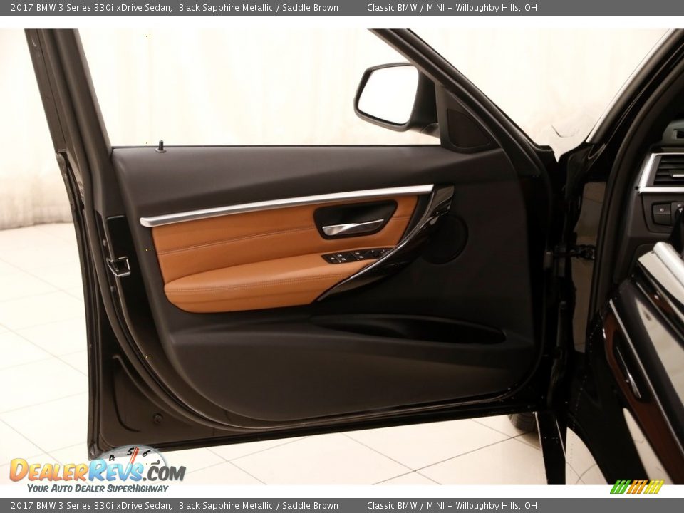 2017 BMW 3 Series 330i xDrive Sedan Black Sapphire Metallic / Saddle Brown Photo #4