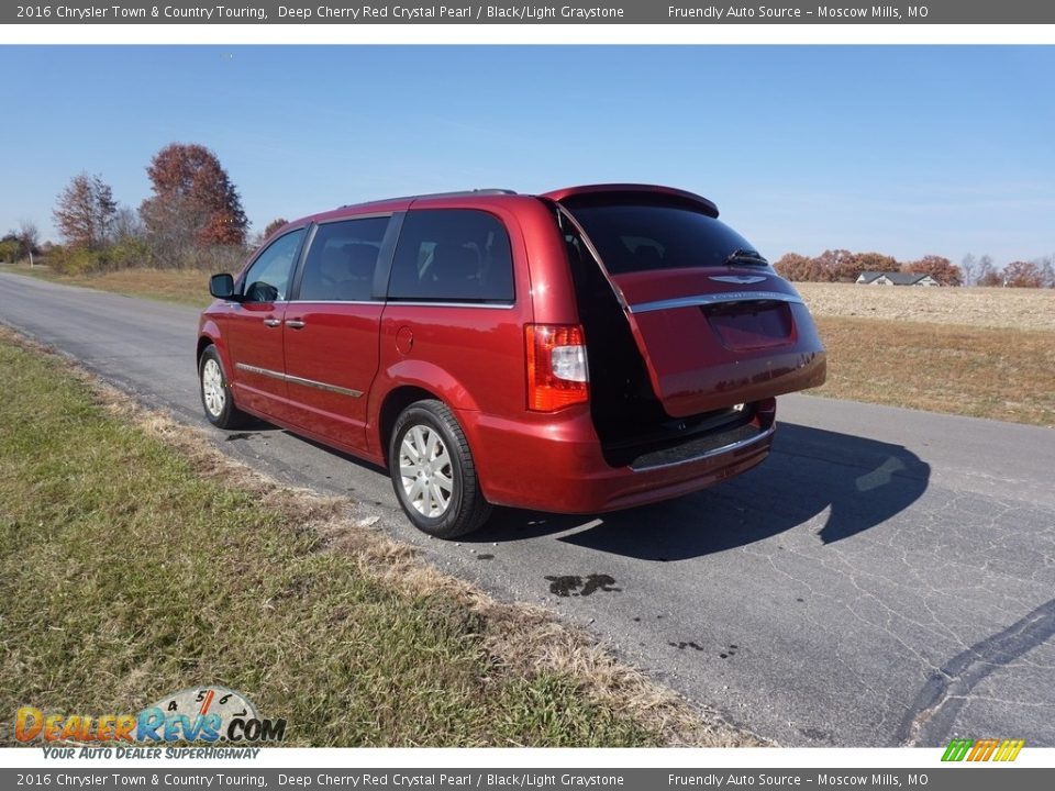 2016 Chrysler Town & Country Touring Deep Cherry Red Crystal Pearl / Black/Light Graystone Photo #35