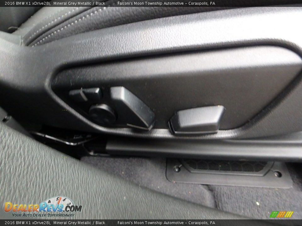 2016 BMW X1 xDrive28i Mineral Grey Metallic / Black Photo #12