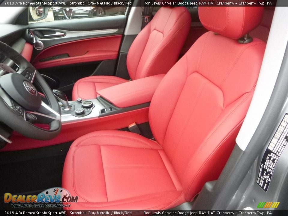 2018 Alfa Romeo Stelvio Sport AWD Stromboli Gray Metallic / Black/Red Photo #19