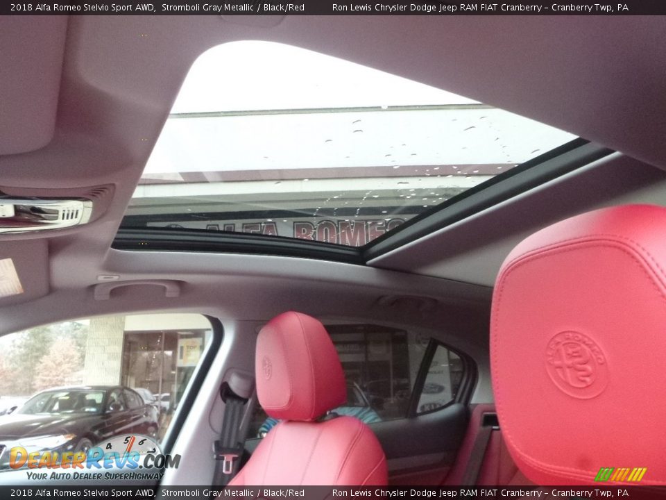 2018 Alfa Romeo Stelvio Sport AWD Stromboli Gray Metallic / Black/Red Photo #22