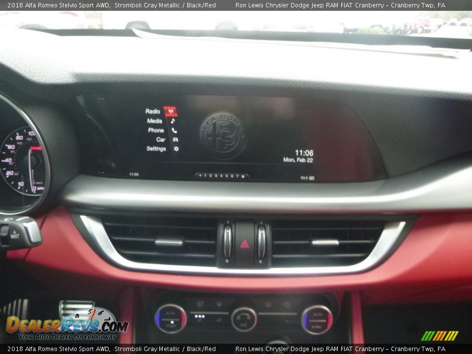 2018 Alfa Romeo Stelvio Sport AWD Stromboli Gray Metallic / Black/Red Photo #23