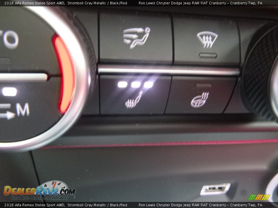 2018 Alfa Romeo Stelvio Sport AWD Stromboli Gray Metallic / Black/Red Photo #25