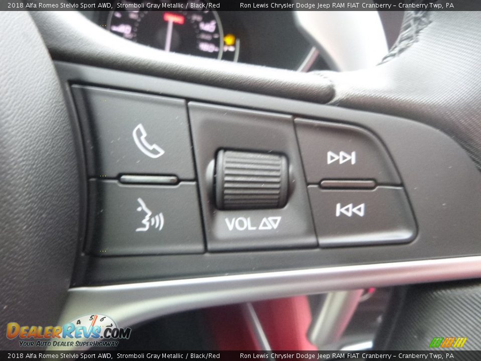 2018 Alfa Romeo Stelvio Sport AWD Stromboli Gray Metallic / Black/Red Photo #26