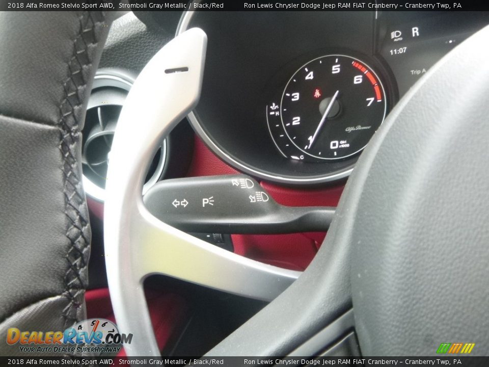 2018 Alfa Romeo Stelvio Sport AWD Stromboli Gray Metallic / Black/Red Photo #28